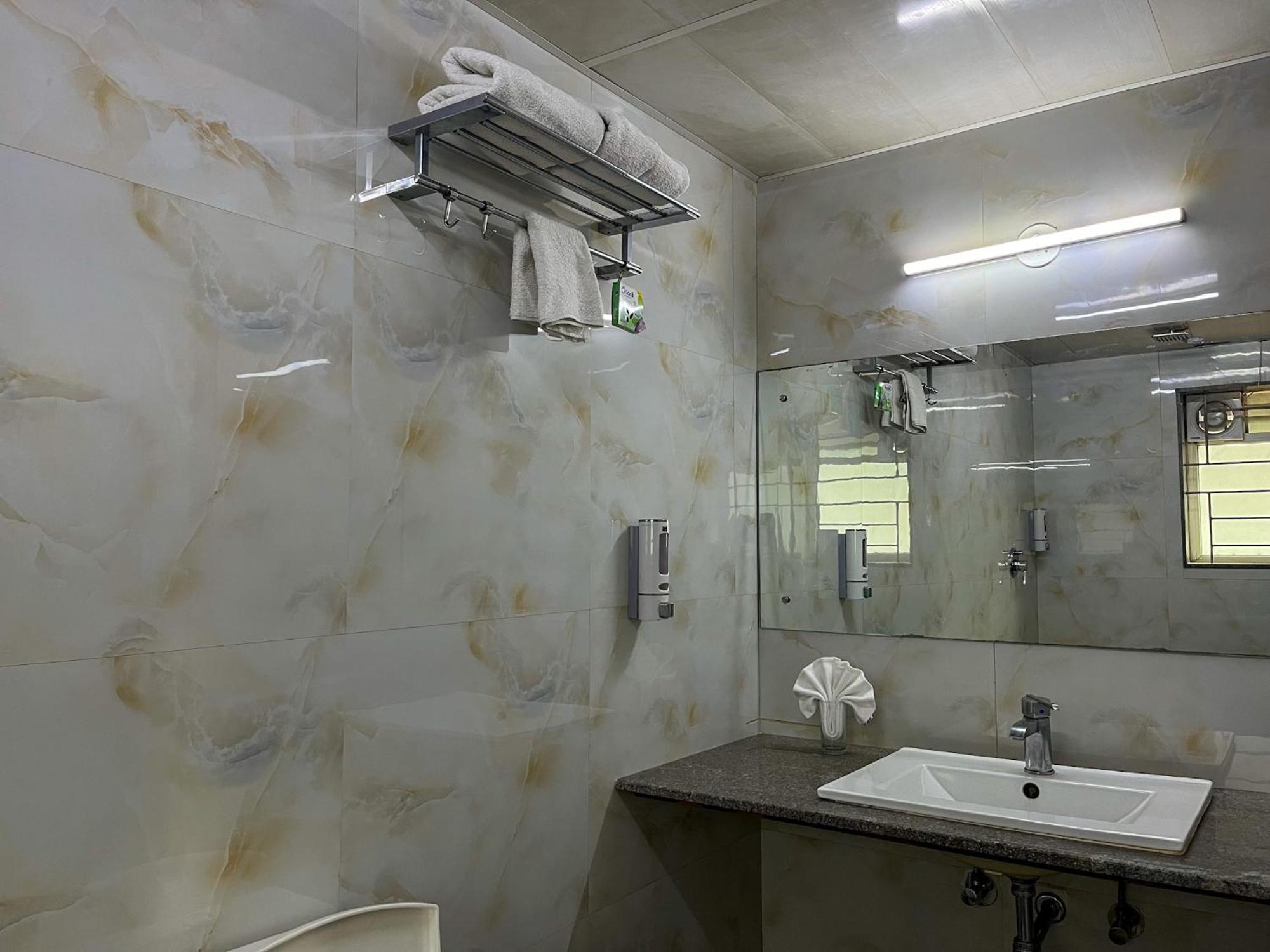 Mystic Hotel Koramangala Bangalore Extérieur photo